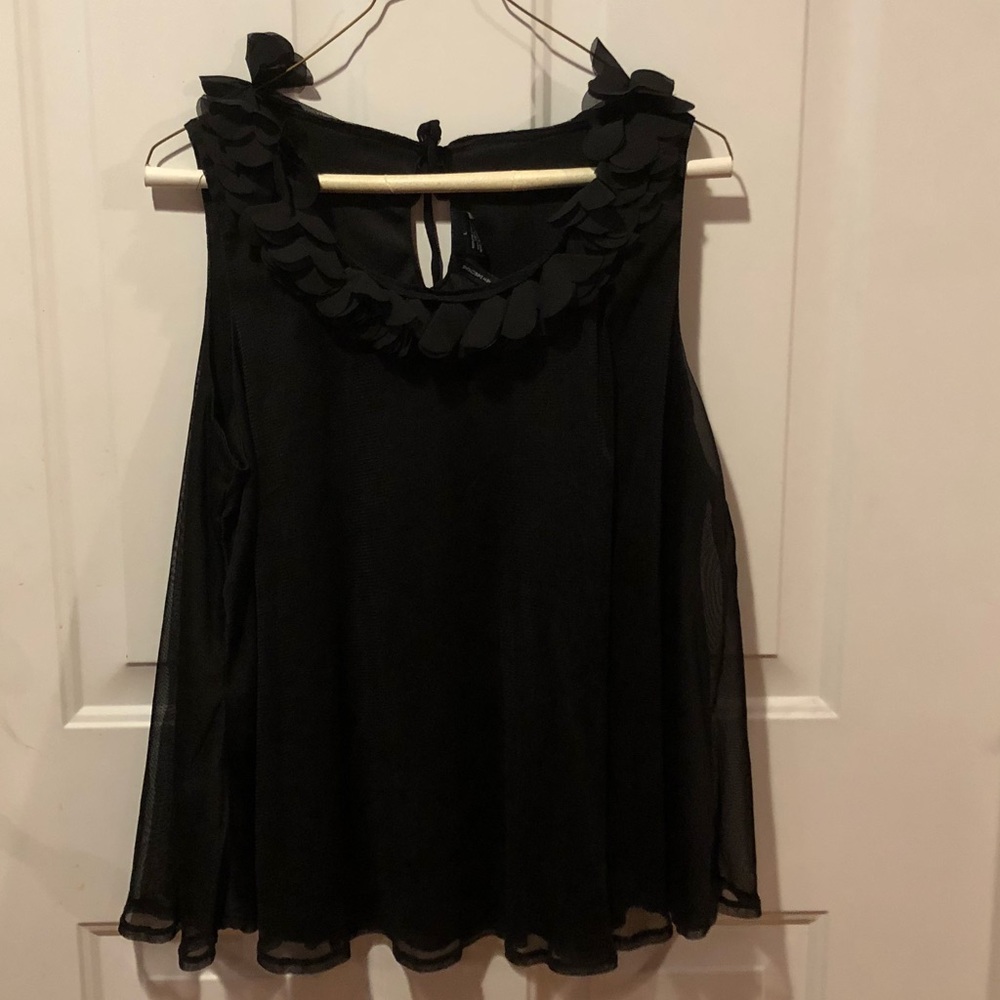 Black sleeveless top